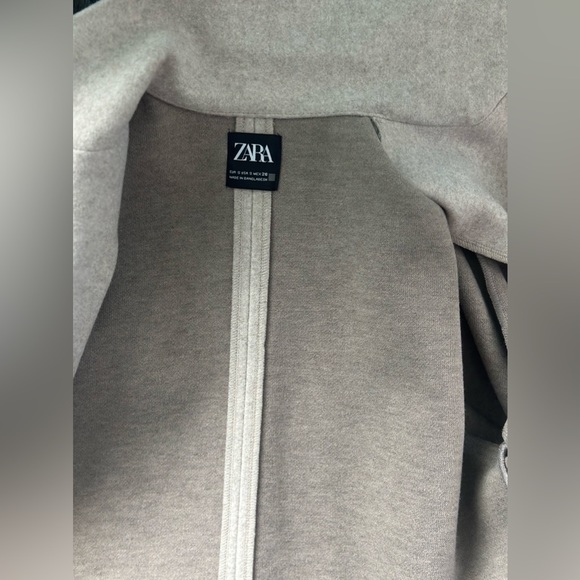 Wore once - Picture 4 of 4